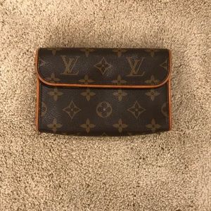 Louis Vuitton Florentine Pouch Bum Bag